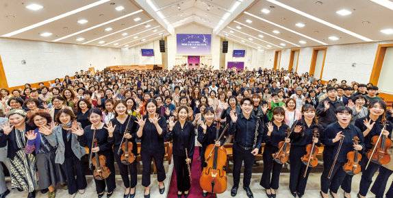 ‘서울동대문 하나님의 교회’에서 열린 체임버 오케스트라 힐링 연주회. 하나님의 교회 제공&nbsp;