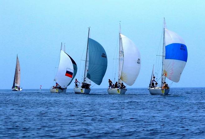 새만금컵 국제요트대회 장면  [전북 요트협회 제공. 재판매 및 DB 금지]