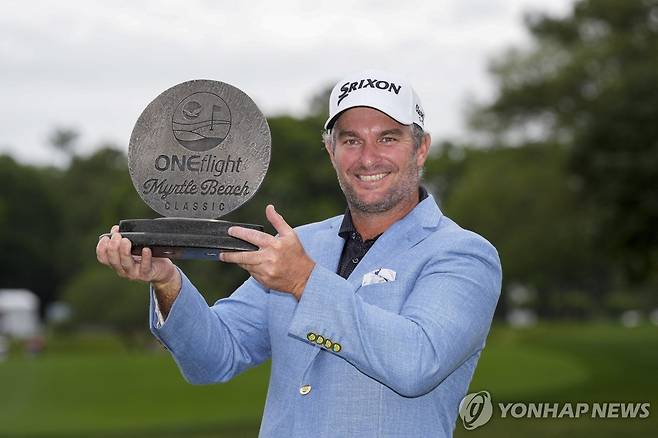 우승 차지한 라이언 폭스 [Jim Dedmon-Imagn Images/로이터=연합뉴스]