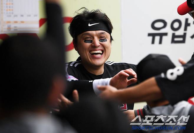 과감한 주루 플레이로 달아나는 점수를 발로 만든 박동원이 환호하고 있다. 대구=박재만 기자 pjm@sportschosun.com