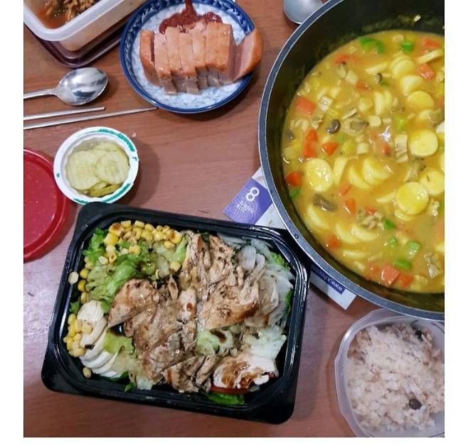 20191013_204401.jpg PT끊고 6키로 찐 여시 언냐의 다이어트 식단.jpg PT끊고 6키로 찐 여시 언냐의 다이어트 식단.jpg