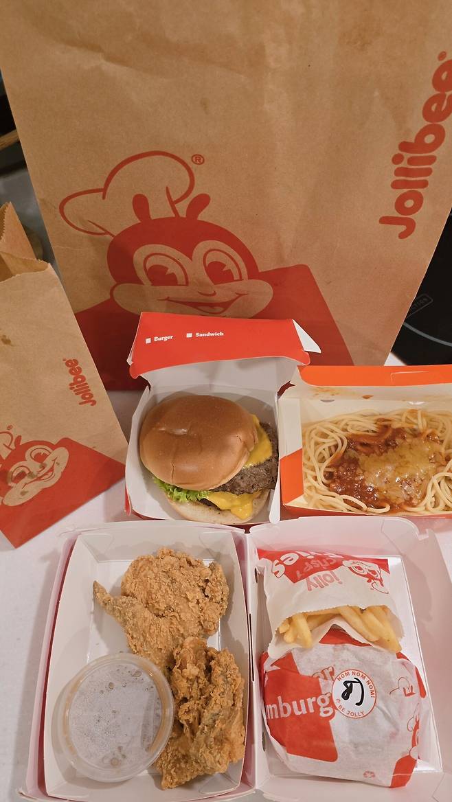 20250513_215909.jpg 졸리비 in 말레이시아 첫영접