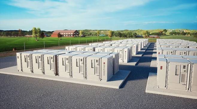 에너지저장장치(ESS). 엘지(LG)에너지솔루션 제공