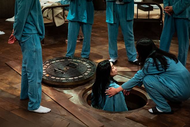 ‘데블스 플랜: 데스룸’ 스틸 / 사진=넷플릭스 제공