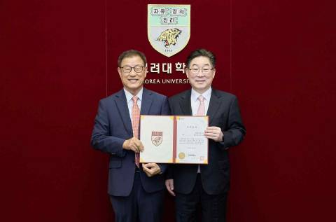 △(왼쪽부터) 박중근 대표, 고려대 김동원 총장