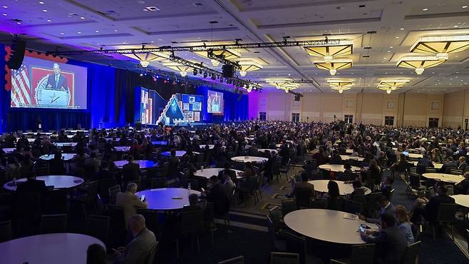 미국 메릴랜드주 내셔널하버에서 열린 셀렉트USA 행사에서 케빈 헤셋 미국 NEC위원장이 연설하고 있다. /메릴랜드=이상은 특파원