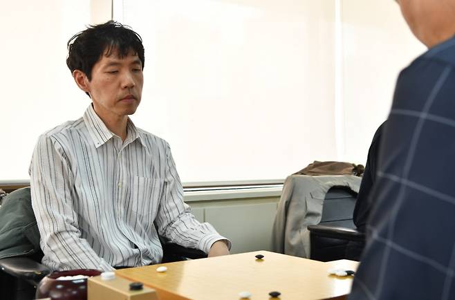 지지옥션배 예선에 출전한 이창호 9단. 한국기원 제공