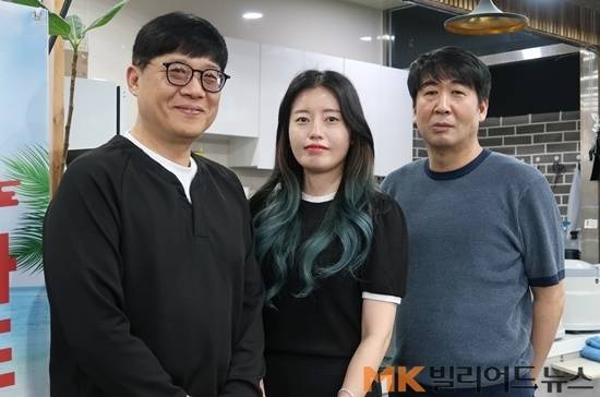 이선대 대표는 매장관리와 고객서비스가 매장운영의 핵심이라고 했다. 이 대표는 주로 손님과 소통에 신경쓰고, 실장 두 명은 매장관리에 주력한다. (왼쪽부터) 이선대 대표, 이은경 실장, 김대중 실장.