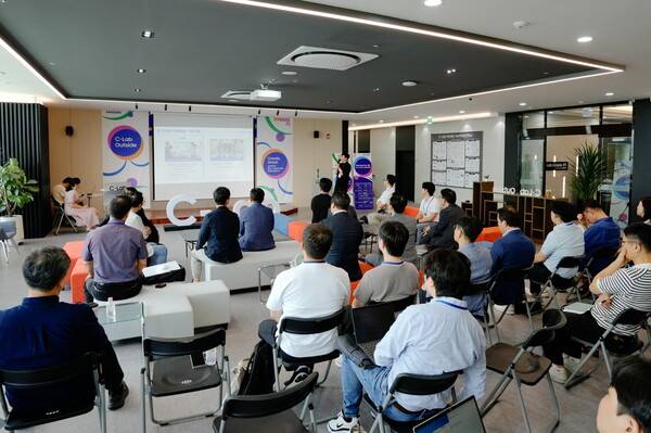 삼성화재가 스타트업 지원 등 사회적 가치 창출을 통한 ESG 경영을 실현하고 있다. 사진은 지난해 하반기 광주광역시에서 진행한 스타트업 데이 현장 모습./사진=삼성화재