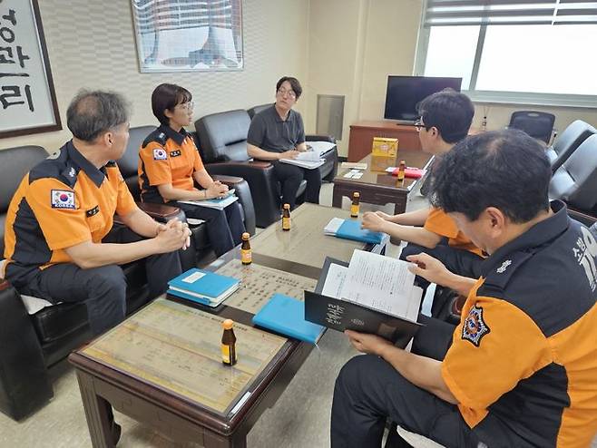 [대구=뉴시스] 대구동부소방서는 13일 안전한 제21대 대통령 선거 환경 조성을 위한 관계기관 간담회를 개최했다. (사진=대구동부소방서 제공) 2025.05.13. photo@newsis.com *재판매 및 DB 금지