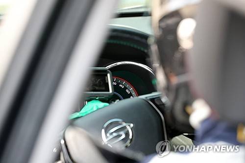 강릉 급발진 재연 시험 [연합뉴스]