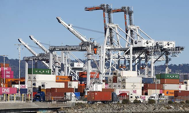 미국 캘리포니아주 오클랜드 항구 모습. EPA연합뉴스