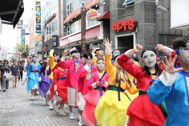 안동국제탈춤페스티벌 현장. 사진 제공=한국관광공사.