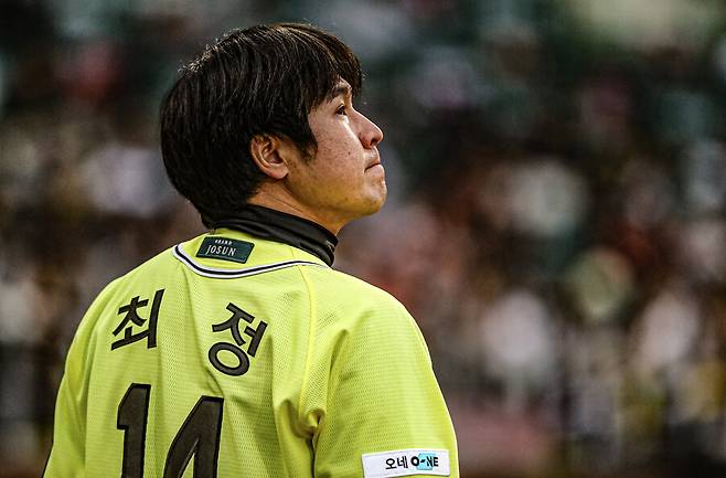 ▲ KBO리그 역대 최초 500홈런 금자탑을 쌓은 SSG 최정 ⓒSSG랜더스