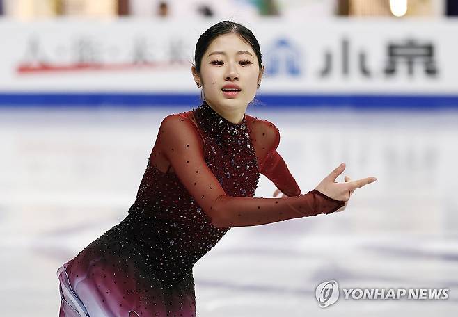 연기 펼치는 이해인 (서울=연합뉴스) 윤동진 기자 = 이해인이 23일 서울 목동 아이스링크에서 열린 2025 국제빙상경기연맹(ISU) 사대륙 피겨 선수권대회 여자 싱글 프리스케이팅에서 연기를 펼치고 있다. 2025.2.23 mon@yna.co.kr
