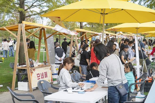 순천시 오천그린광장에서 열린 청년공동체 활동 모습.