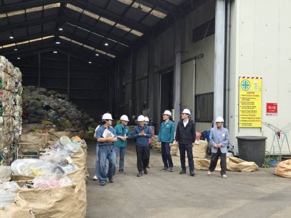 행안부 예방정책국 생활안전 현장점검 모습. / 산청군