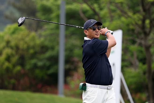 박용택 10번홀 드 라이버 티샷. 사진제공=KPGA