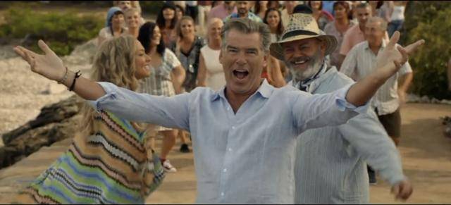 영화 맘마미아 속 피어스 브로스넌. 한국일보 자료사진