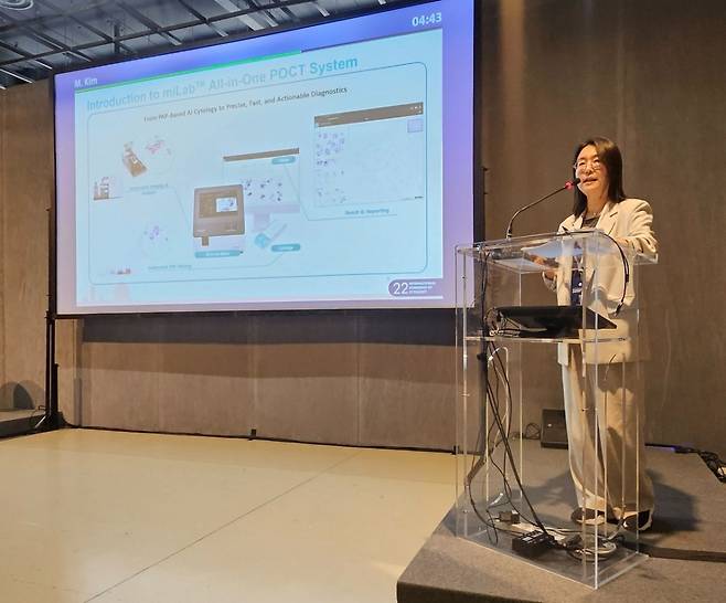 노을은 지난 11일부터 오는 15일까지 이탈리아 피렌체에서 열리는 '국제 세포병리학회 2025'(ICC 2025)에 참가해 ‘자동화된 자궁경부암 스크리닝 검사를 위한AI 기반 디지털 세포병리 플랫폼, 마이랩TM CER(miLabTM CER)’라는 제목의 초록을 발표했다./사진제공=노을