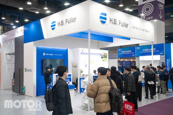 준영폴리켐 부스 사진 모터매거진 최재혁 기자