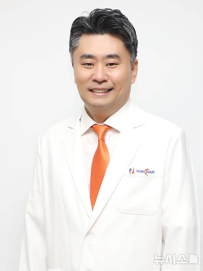 사진설명= 이동녕 진료원장(사진= 함찬병원 제공)2025.05.14