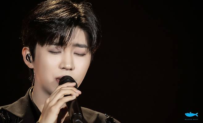 1억뷰 보인다! 임영웅 '사랑은 늘 도망가' 음원영상 9500만뷰