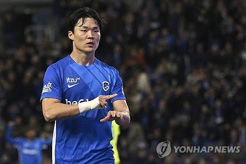 벨기에 매체 '포트발크란트'가 13일(한국시간) 벨기에 주필러리그 헹크가 주요 선수들의 이적이 예상되면서 오현규가 주전 자리를 꿰찰 거라고 전했다.&nbsp;연합뉴스