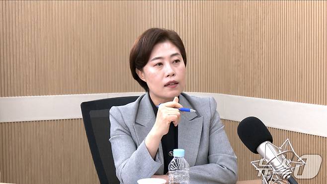 서지영 국민의힘 원내대변인이 15일 뉴스1TV '팩트앤뷰'에 출연해 질문에 답하고 있다.