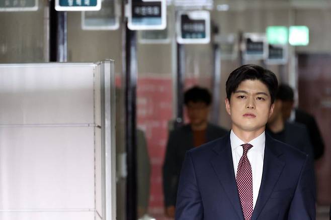 김용태 국민의힘 비상대책위원장이 15일 오후 서울 여의도 국회에서 열린 취임 공식 기자회견에 참석하기 위해 이동하고 있다. ⓒ뉴시스