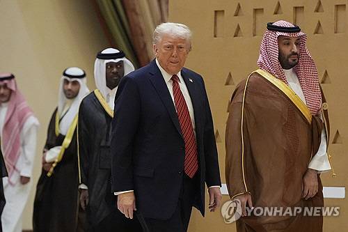 트럼프 미국 대통령과 무함마드 사우디 왕세자. AP 연합뉴스