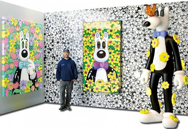 LG전자 올레드TV와 협업한 스티븐 해링턴. /LG전자 제공