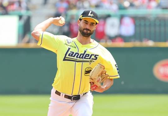 SSG 선발 투수 화이트. 사진[연합뉴스]