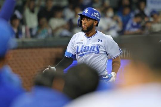 13일 경기에서 홈런을 친 삼성 디아즈. 사진[연합뉴스]