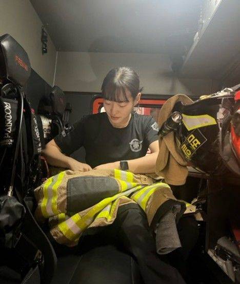 [부산=뉴시스] 부산진소방서 청문감사담당관 소속 백은지 소방사. (사진=부산소방재난본부 제공) 2025.05.15. photo@newsis.com *재판매 및 DB 금지