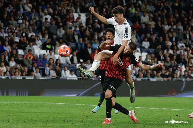 야코보 라몬(왼쪽)의 득점 장면. /AFPBBNews=뉴스1