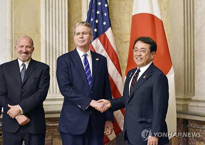 5월 1일(현지시간) 워싱턴DC에서 열린 2차 미일 관세 협상 [교도 연합뉴스 자료사진. 재판매 및 DB 금지]