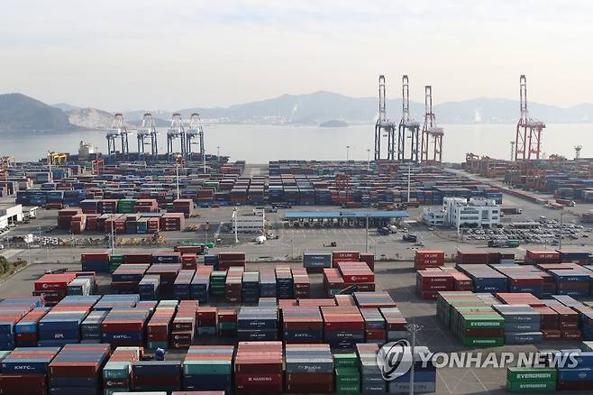 광양항 화물컨테이너 [연합뉴스 자료사진]