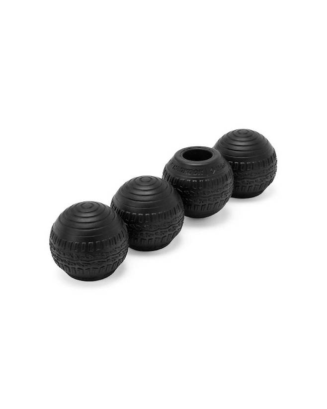한국타이어가 헬리녹스와 공동 개발한 캠핑 체어용 악세서리 볼핏(Ball-Feet). /한국타이어 제공