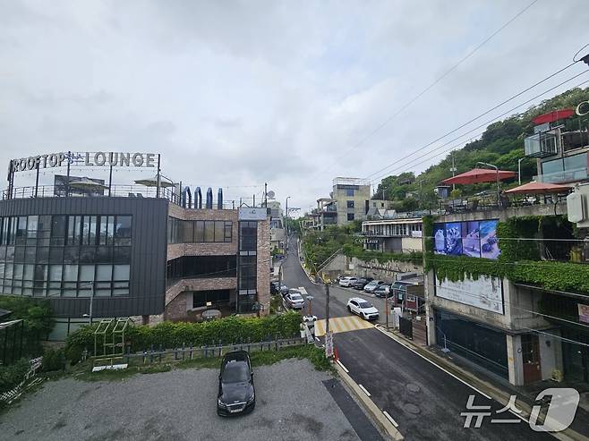 15일 오후 충북 청주시 수암골의 한산한 전경. 점심시간임에도 사람의 왕래가 거의 없다.2025.5.15/뉴스1 이재규 기자