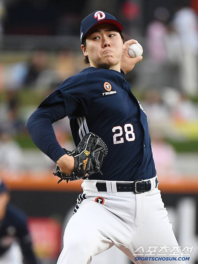 15일 대전 한화생명볼파크에서 열린 두산-한화전. 선발투수 최승용이 투구하고 있다. 대전=정재근 기자 cjg@sportschosun.com/2025..5.15/