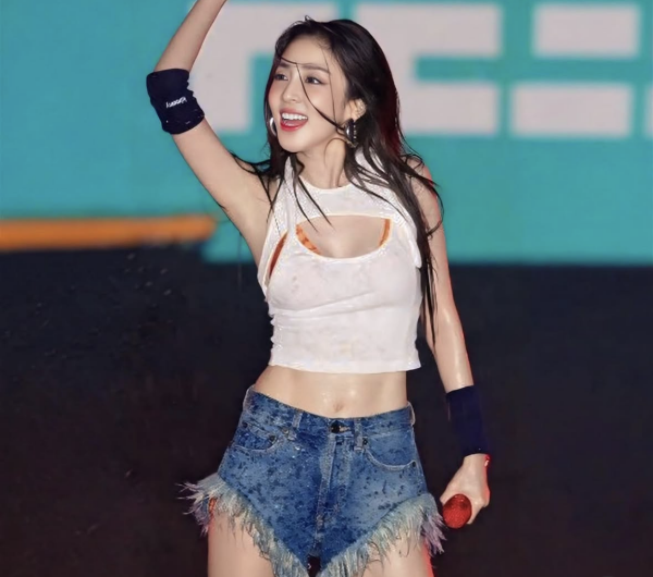 ⓒ산다라박 인스타그램