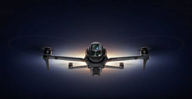 DJI 플래그십 카메라 드론 '매빅4 프로' (사진=DJI)