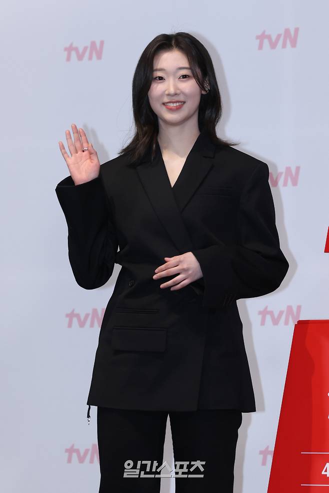 배우 한예지가 10일 오전 서울 구로구 라마다호텔에서 열린 tvN 토일드라마 '언젠가는 슬기로울 전공의생활' 제작발표회에 참석해 포즈를 취하고 있다. 서병수 기자 qudtn@edaily.co.kr /2025.04.10/