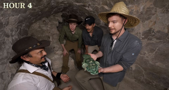 논란이 된 미스터 비스트의 유튜브 영상. 미스터 비스트 유튜브 갈무리