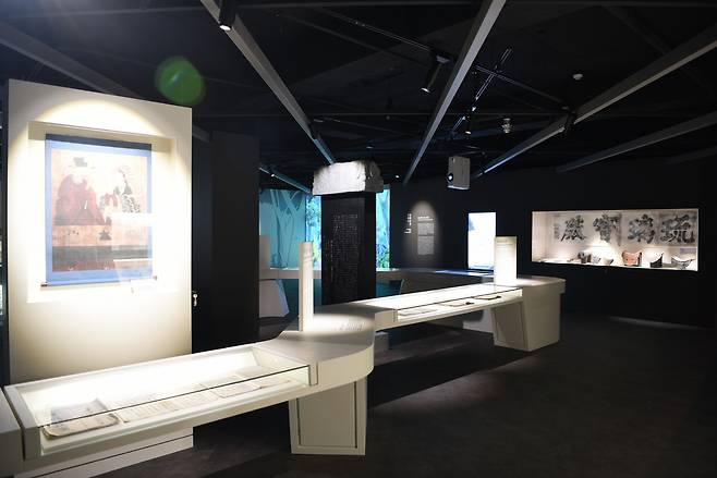 청량산박물관 제1전시실 전경.   봉화군 제공