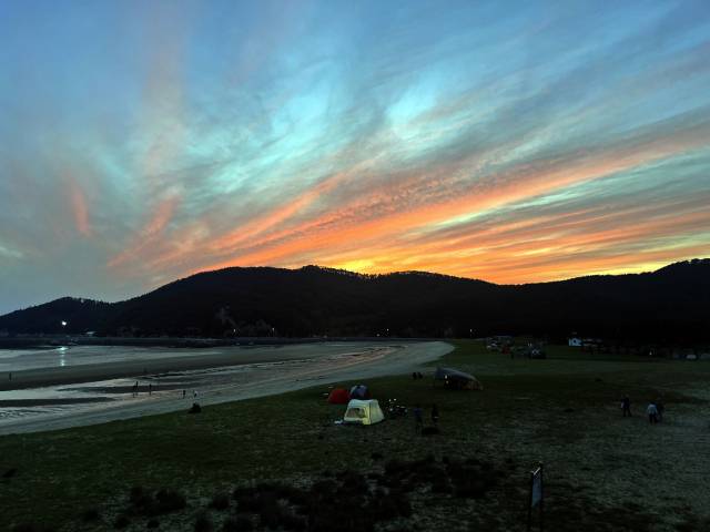 인천시 옹진군 덕적도 서포리해변 일몰. 사진제공=옹진군