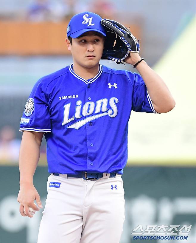 29일 인천 SSG랜더스필드에서 열린 KBO리그 SSG와 삼성의 경기. 투구를 준비하고 있는 삼성 최원태. 인천=송정헌 기자songs@sportschosun.com/2025.04.29/