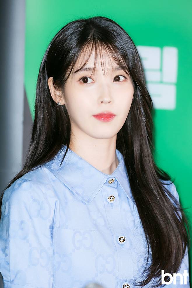 아이유 또 기부… 누리꾼 갑론을박&nbsp; ©bnt뉴스