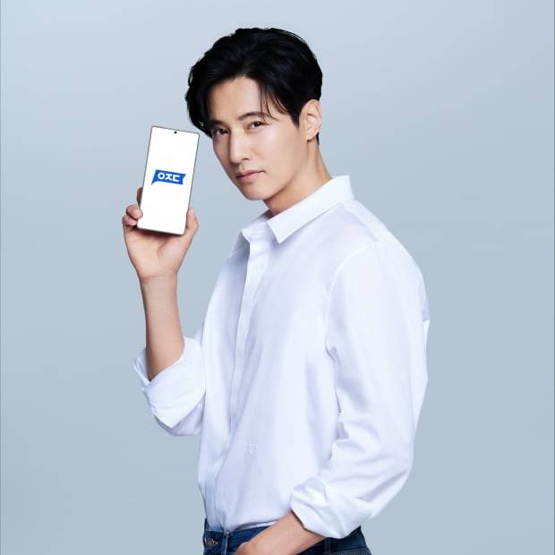 16일 생활서비스 플랫폼 아정당 측은 "원빈을 브랜드 전속모델로 발탁했다"고 밝혔다./사진제공=아정당